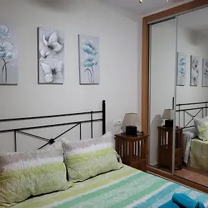 ¡bajo Cálido Con Piscina Comunitaria Y Terraza Privada! Vera